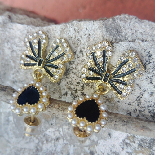 Orecchini pendenti oro nero