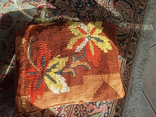 Cuscino vintage lana ricamata - cuscino,