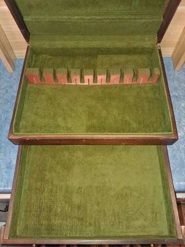 Cassettiera portaoggetti