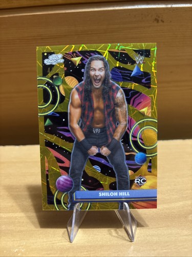 Wwe topps cosmic chrome - cosmic,