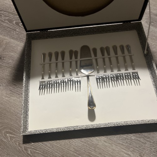 Set posate inox - 18/c, italia