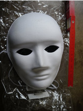 3 Maschere bianche (di