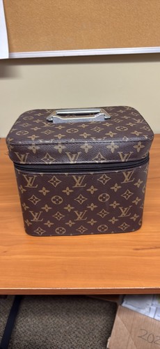 Louis vuitton make - vuitton, case