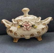 Capodimonte fastoso coperchio