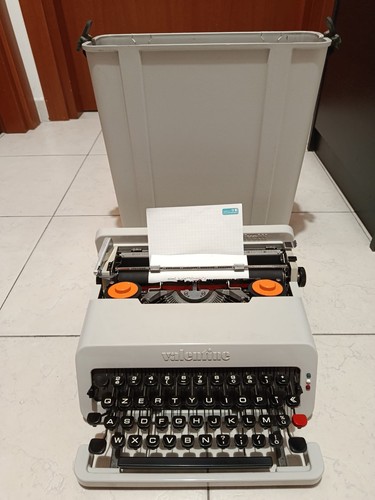 Macchina scrivere olivetti - da,