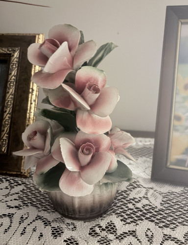 Elegant handcrafted porcelain