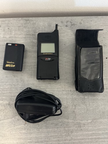 Motorola 8700 cellulare