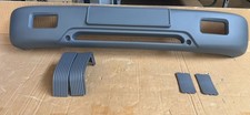 Paraurto anteriore Nissan compatibile Cabstar dal 99 al 08 kit cantonali tappi.