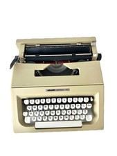 Macchina da scrivere Olivetti