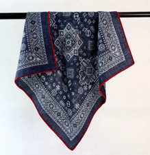 Sciarpa fazzoletto da collo