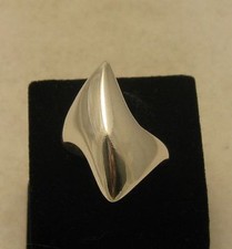 Anello elegante in vero