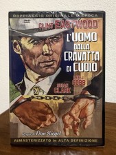 L'UOMO DALLA CRAVATTA DI CUOIO