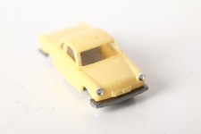 Eko bmw 700 - 700, giallastro