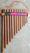 FLAUTO DI PAN CURVO A 13 CANNE