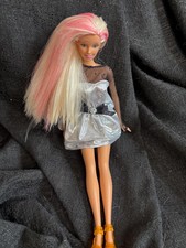 Salon Surpise Barbie Redressed