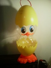 PUPAZZO - SALVADANAIO  IN PLASTICA : PULCINO  ' CALIMERO  ' ( cm 43,00 !! )