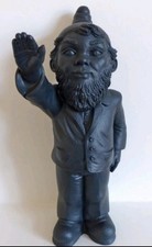 Hottmarl Horl, Poisoned, scultura in resina Nera,  41 x 17 x 19 cm