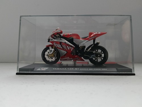 Modellino moto yamaha yzr - gp,