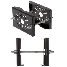 Attacco per fissaggio su palo