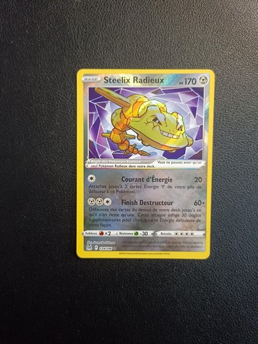 Carte pokémon steelix - carte, radieux