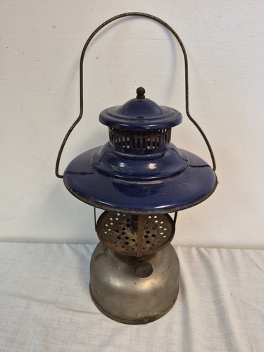 Vtg camping lantern - camping, american