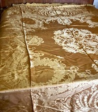 Antico copriletto matrimoniale