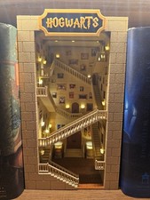 Harry Potter Hogwarts Book