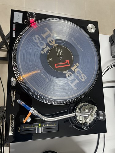 Technics 1200 limited - x,