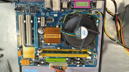 Gigabyte g31m es2l sk - ga-g31m-es2l,