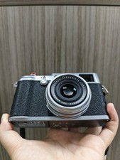 Fujifilm X100 12,3 MP APS-C