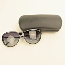 Chanel Cat Eye Bow Occhiali da Sole Nero