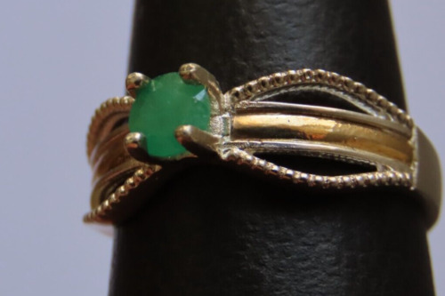 Anello con smeraldo colombiano