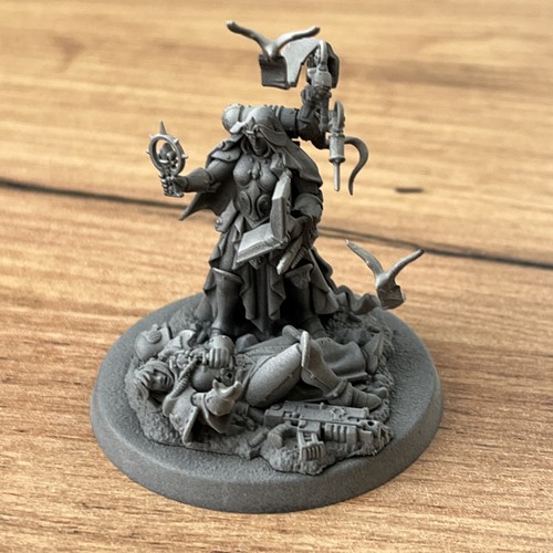 Adepta sororitas hospitaller - sororitas:,