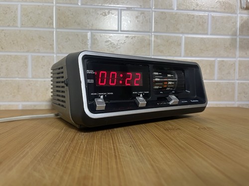 Radio sveglia vintage radiola - sveglia,