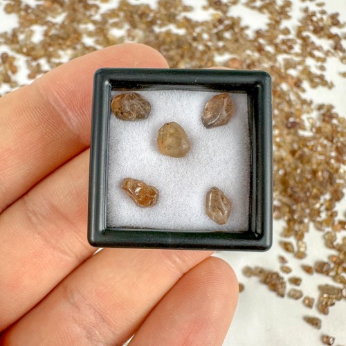 Pezzi pietra zircone - 5,