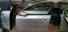 RICAMBI USATI PORTIERA ANTERIORE SINISTRA VOLKSWAGEN Passat Berlina 4° Se 464654