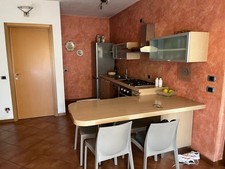 Cucina usata , marca Stosa , ideale per giovani coppie e famiglie .