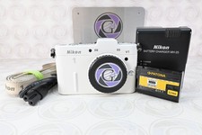 Fotocamera Nikon 1 V1 bianca -