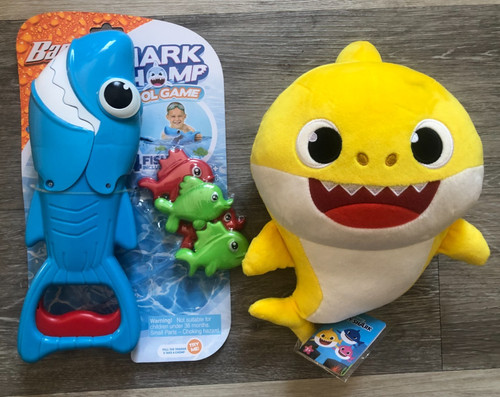 Baby shark chomp - shark,