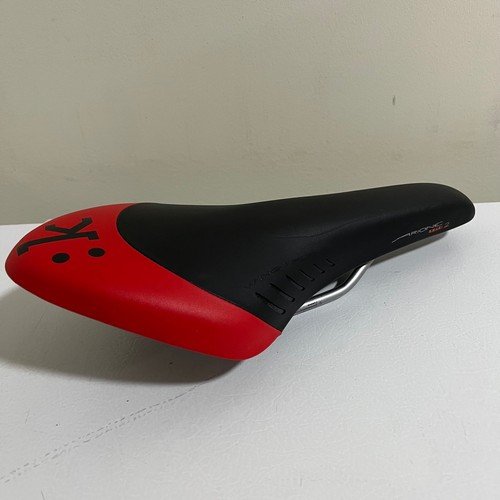 Fizik arione tri - fizik, wing