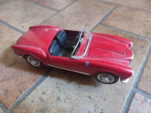 Macchinina burago lancia - 1/18,