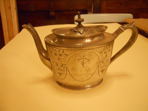 Antica teiera inglese