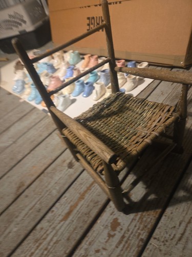 Antica sedia primitiva - , con
