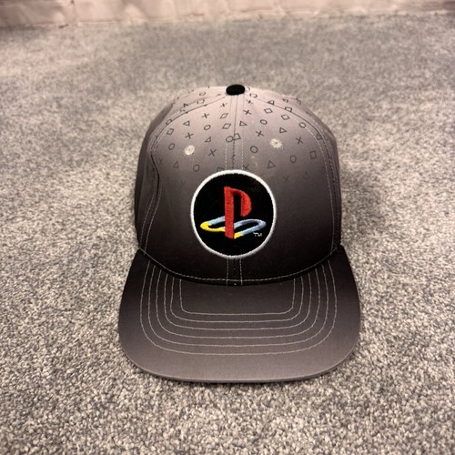 Cappello snapback pulsanti