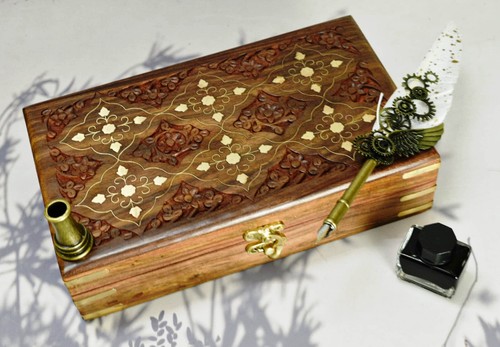 Scatola legno con trucioli - con,