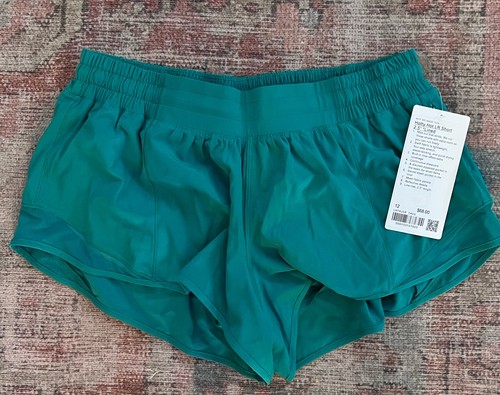 Nuovi pantaloncini lululemon - nuovi,