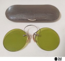 Antichi occhiali pince-nez con custodia vintage 1920s (small)