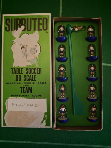 Subbuteo zombie ref - zombie,