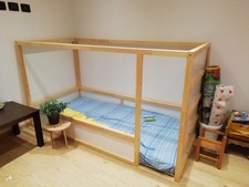 Letto Ikea Kura montessoriano