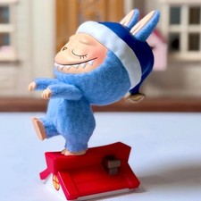 POP MART THE MONSTERS 1:00